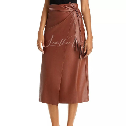 minimalist midi skirt