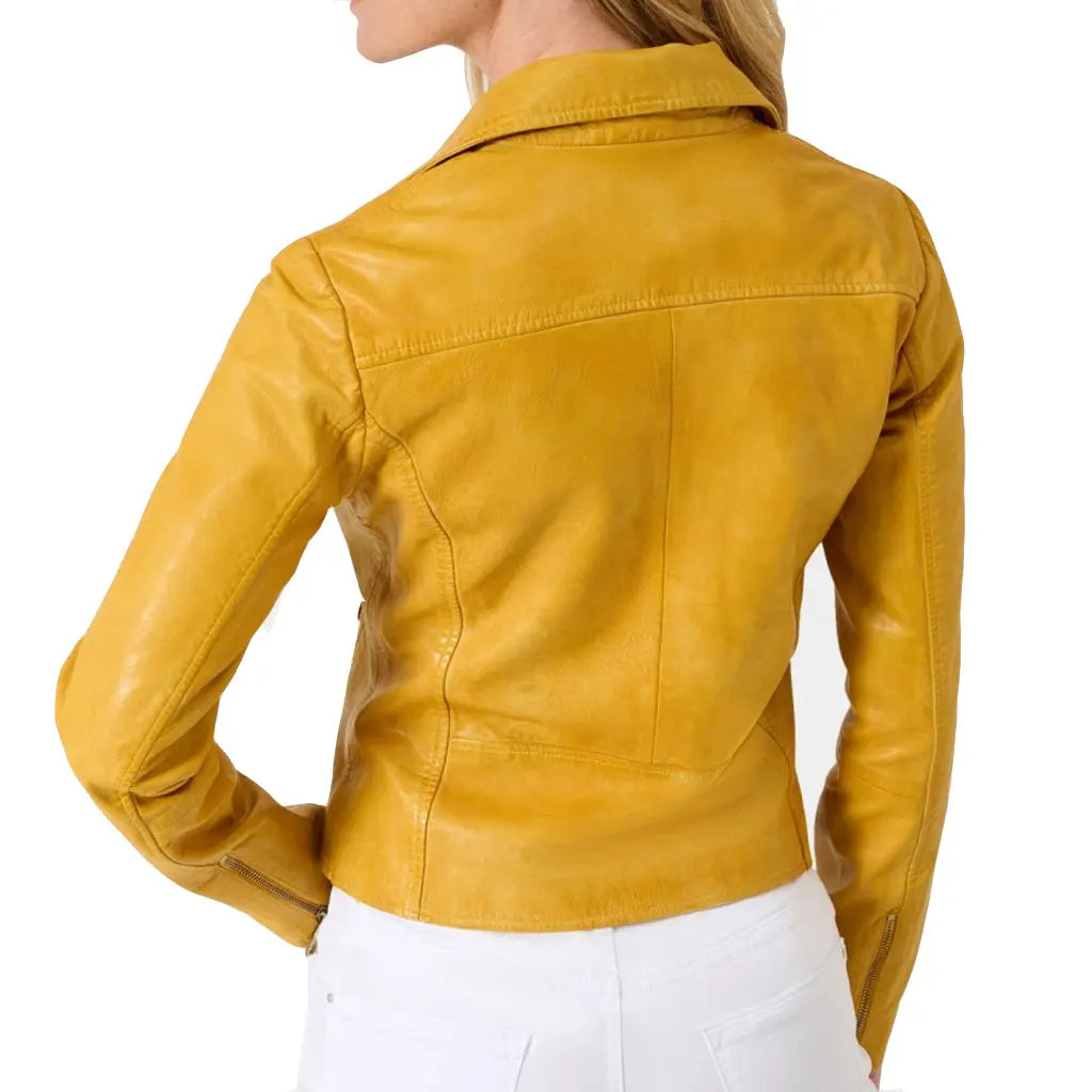 Ladies yellow jacket with pockets