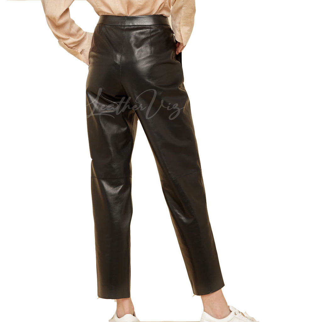 BLACK PLEATED LEATHER TROUSERS FOR WOMEN