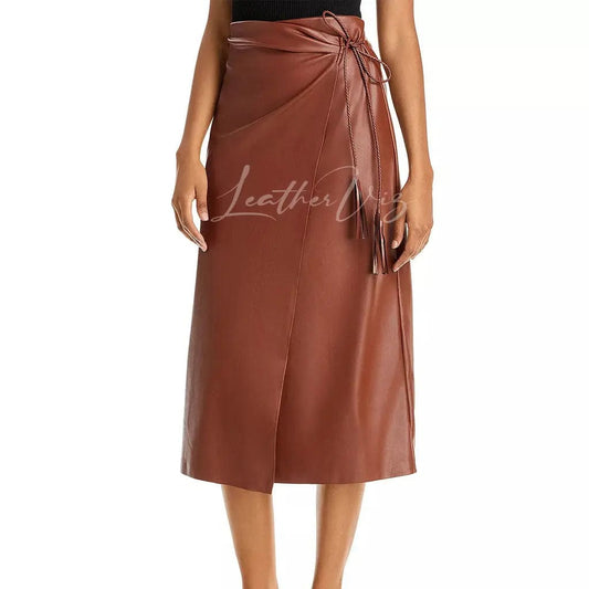 minimalist midi skirt